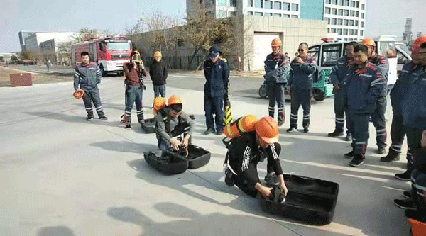 石化公司舉行消防比武活動